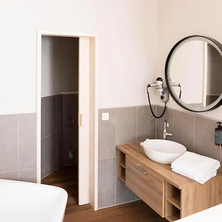 Charming Retreat * Antoing